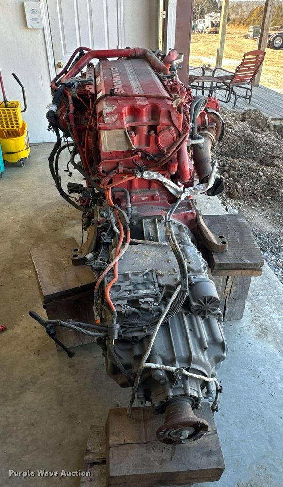 image for item EN5177 Cummins X15 400EX engine