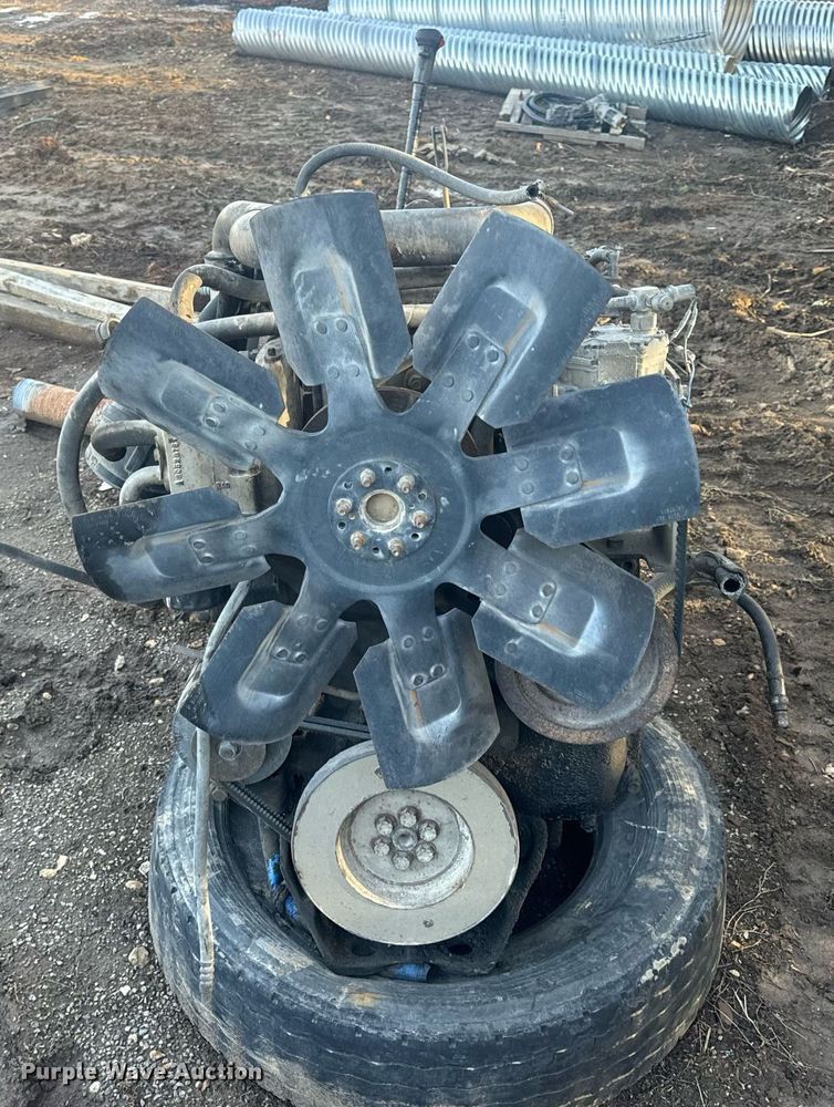 image for item EN5179 (2) Cummins engines