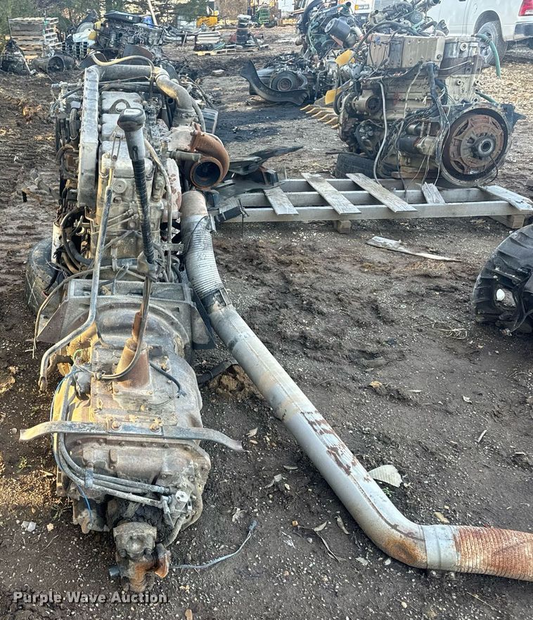 image for item EN5179 (2) Cummins engines