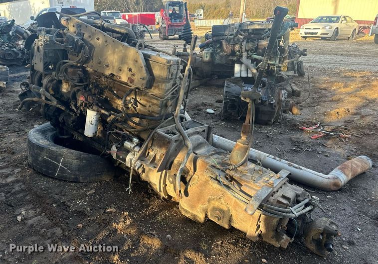 image for item EN5179 (2) Cummins engines