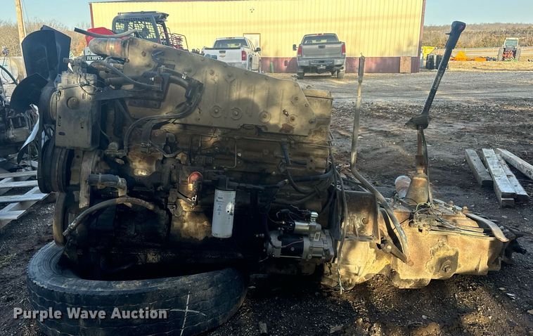 image for item EN5179 (2) Cummins engines