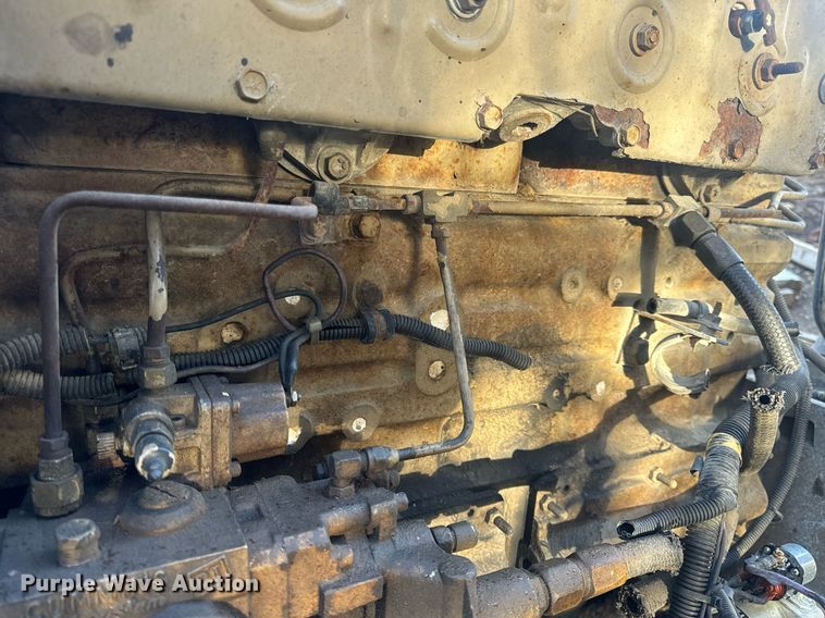 image for item EN5179 (2) Cummins engines