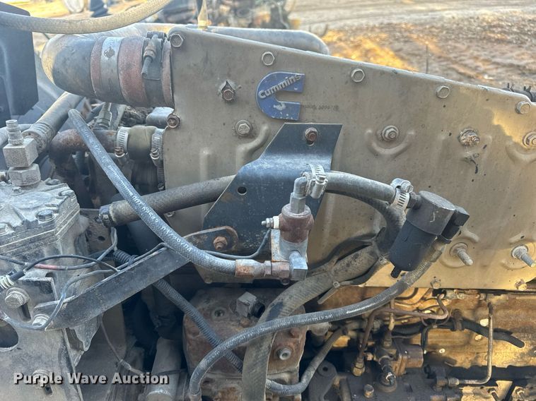 image for item EN5179 (2) Cummins engines