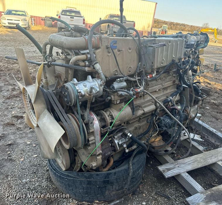 image for item EN5179 (2) Cummins engines