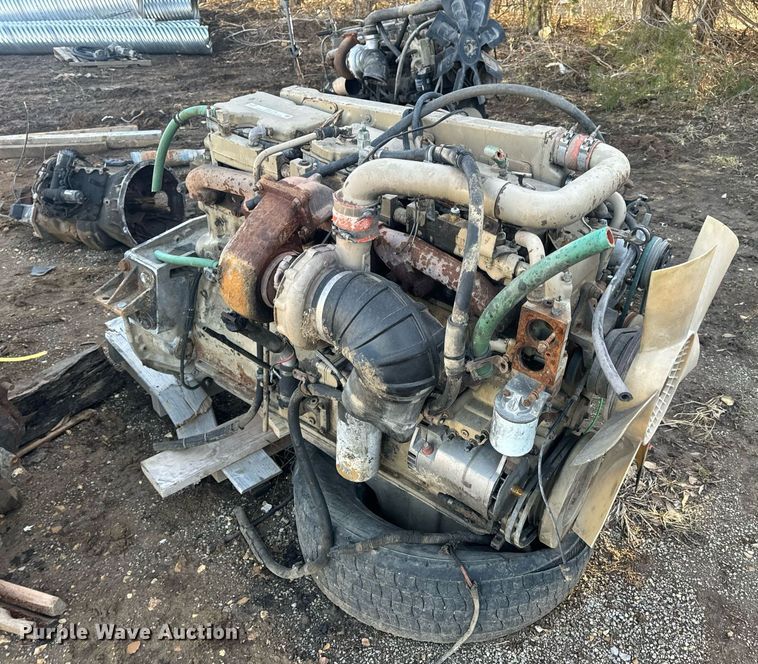 image for item EN5179 (2) Cummins engines