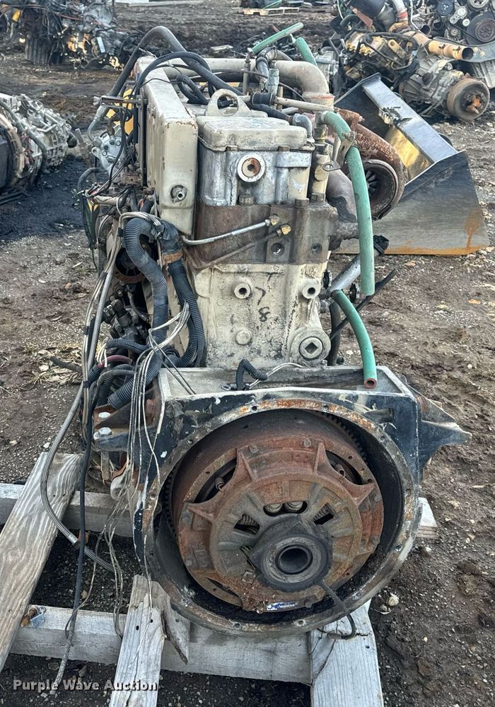 image for item EN5179 (2) Cummins engines