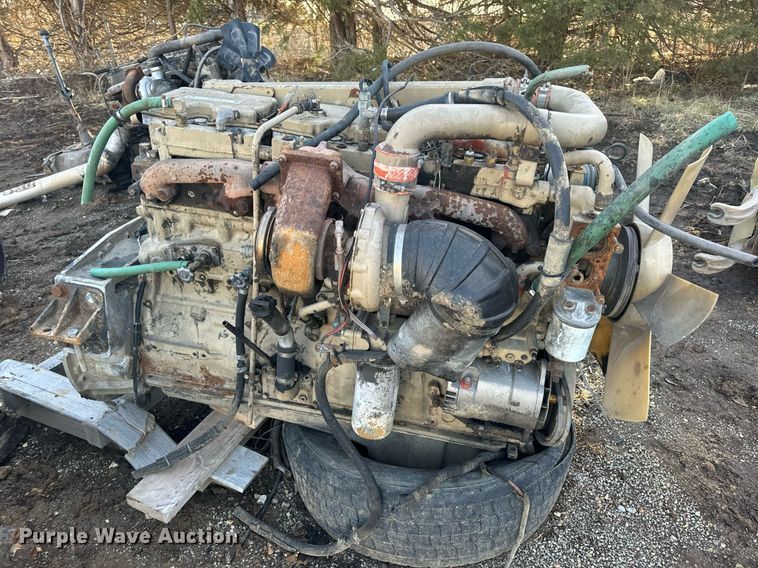 image for item EN5179 (2) Cummins engines