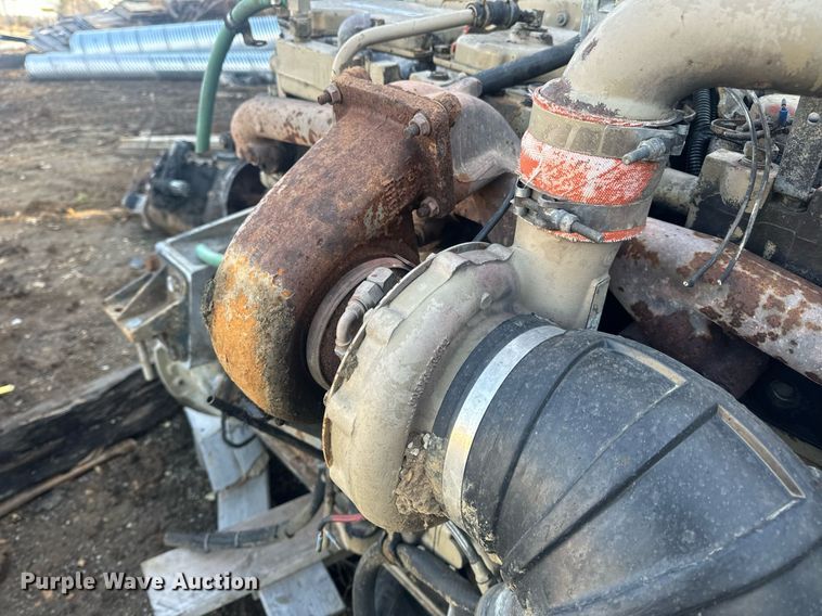 image for item EN5179 (2) Cummins engines