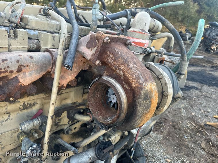 image for item EN5179 (2) Cummins engines