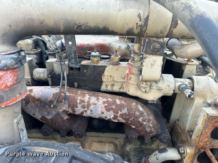 image for item EN5179 (2) Cummins engines