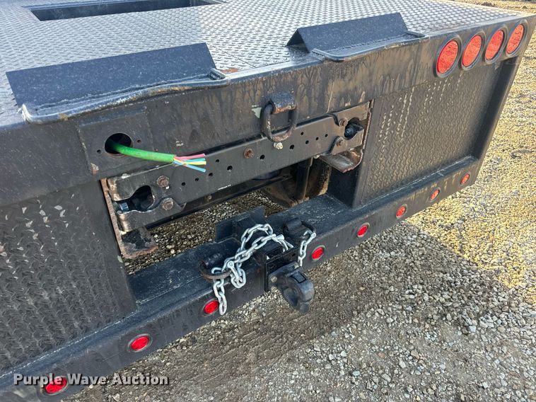 image for item EN5182 2007 Kenworth T600 semi truck