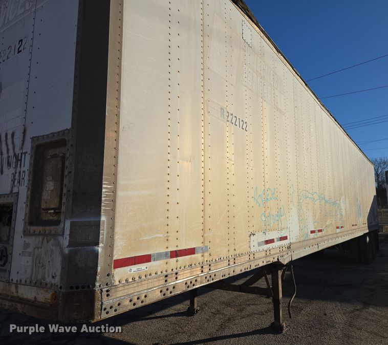 image for item EQ6719 1995 Monon dry van trailer