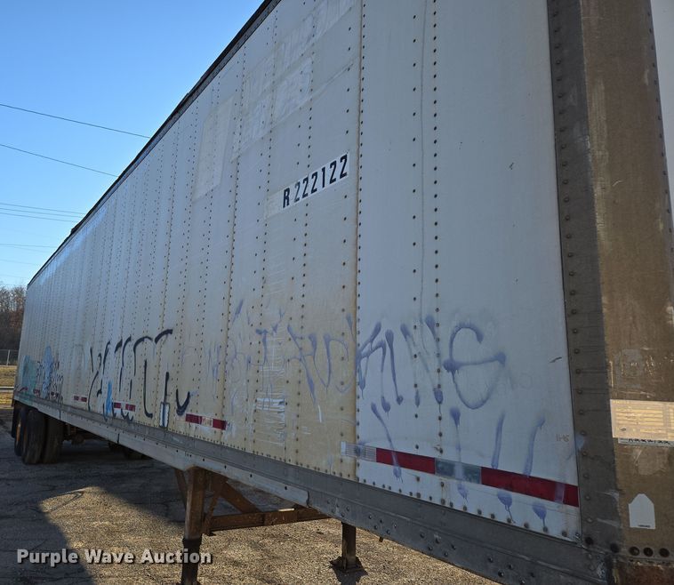 image for item EQ6719 1995 Monon dry van trailer