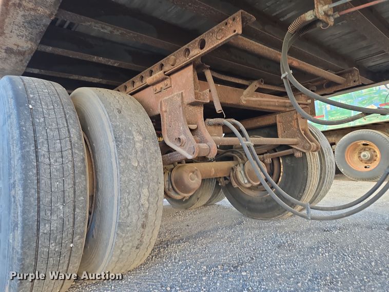 image for item EQ6720 1995 Pines Trailer  dry van trailer