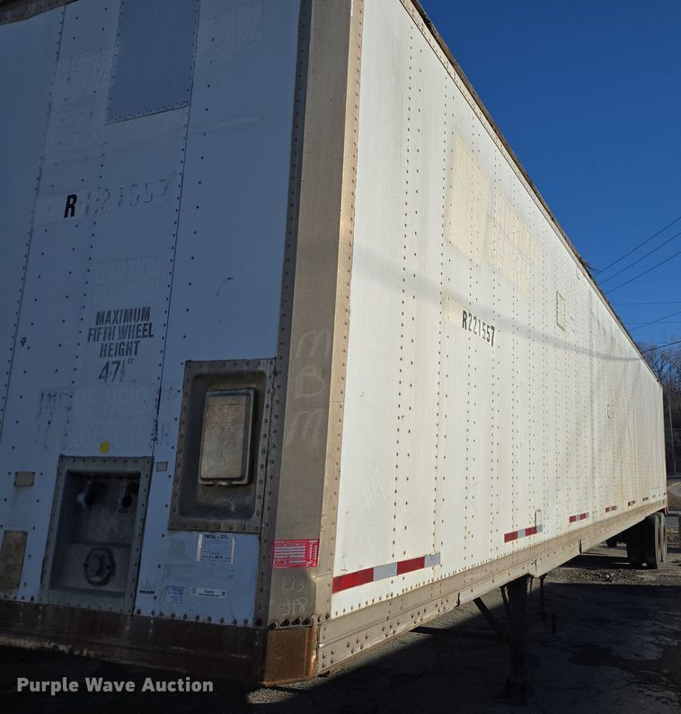 image for item EQ6722 1995 Monon dry van trailer