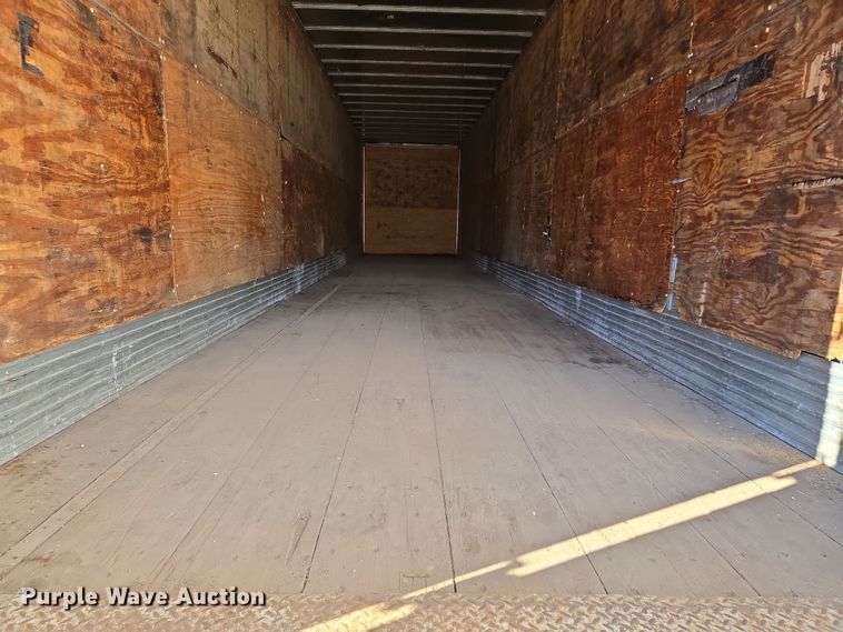 image for item EQ6722 1995 Monon dry van trailer