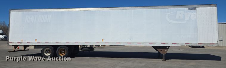 image for item EQ6724 2001 Utility dry van trailer