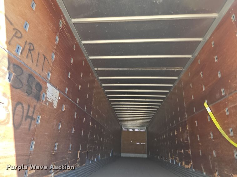 image for item EQ6724 2001 Utility dry van trailer