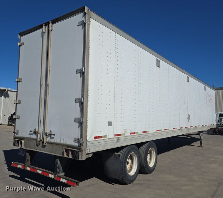 image for item EQ6727 2006 Utility Trailer  dry van trailer
