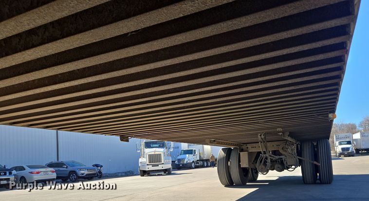 image for item EQ6727 2006 Utility Trailer  dry van trailer