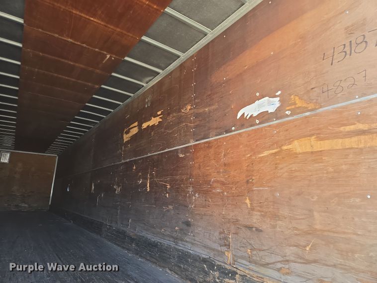 image for item EQ6727 2006 Utility Trailer  dry van trailer