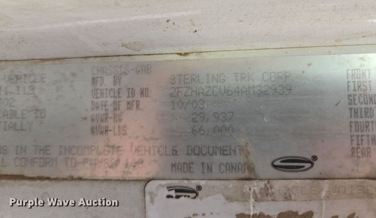 image for item EQ6777 2004 Sterling  LT9500 truck cab and chassis