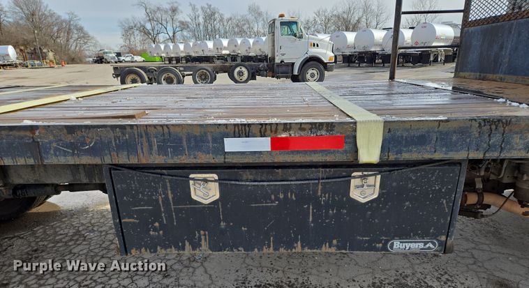 image for item EQ6779 2004 Hino  SQ3325 flatbed truck