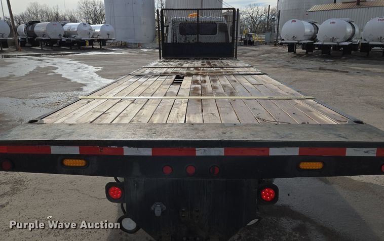image for item EQ6779 2004 Hino  SQ3325 flatbed truck
