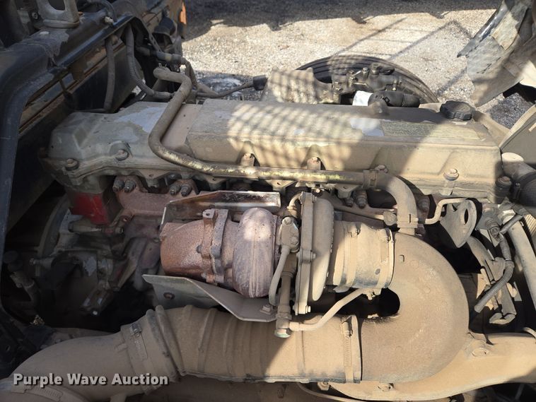 image for item EQ6779 2004 Hino  SQ3325 flatbed truck