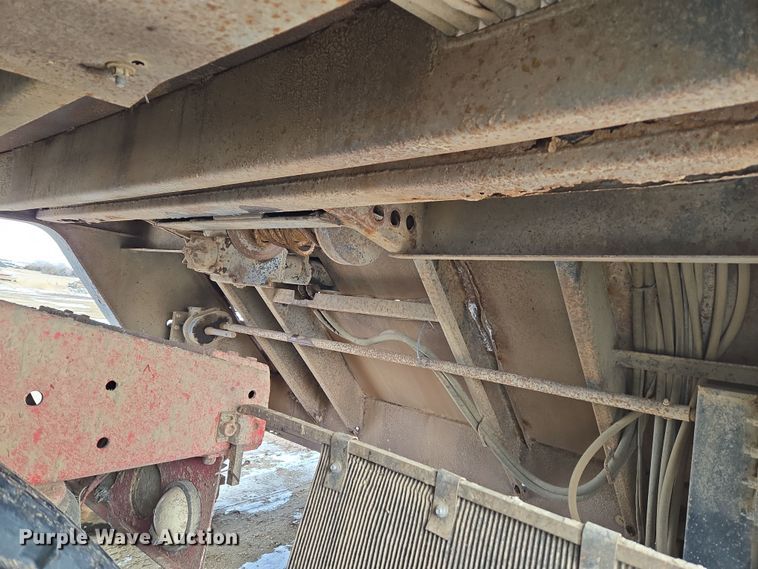 image for item ER5184 1992 Trail-Eze 5549-1329WS double drop deck hydraulic tail equipment trailer