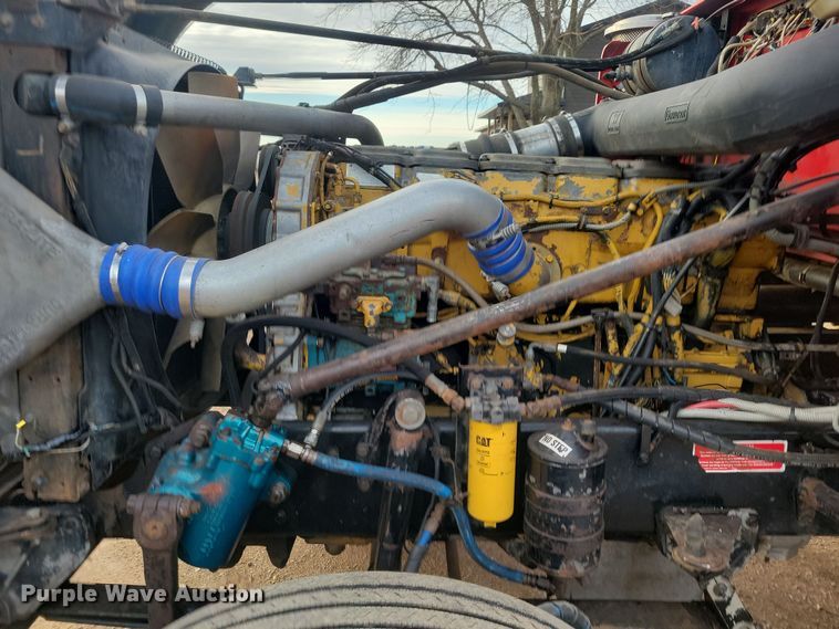 image for item NB9865 2001 Western Star 4964EX semi truck