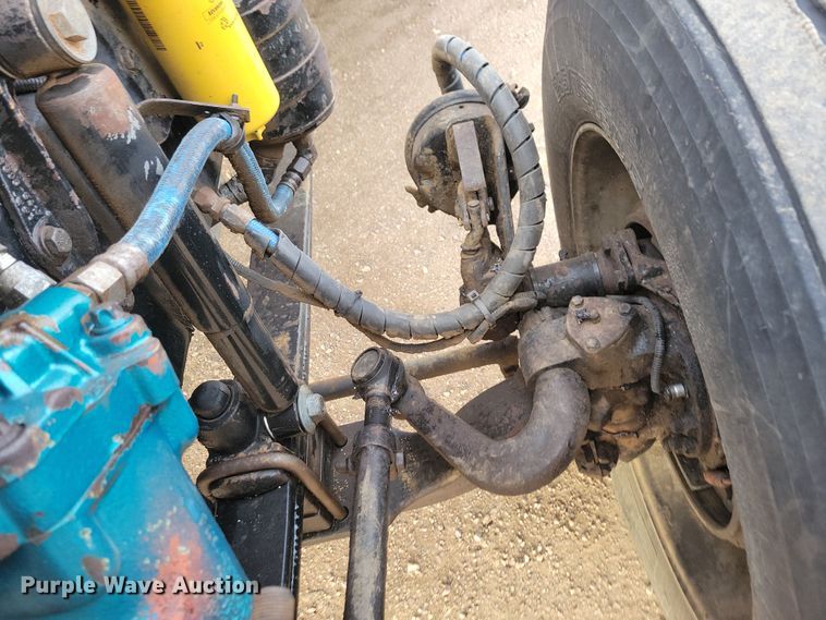 image for item NB9865 2001 Western Star 4964EX semi truck