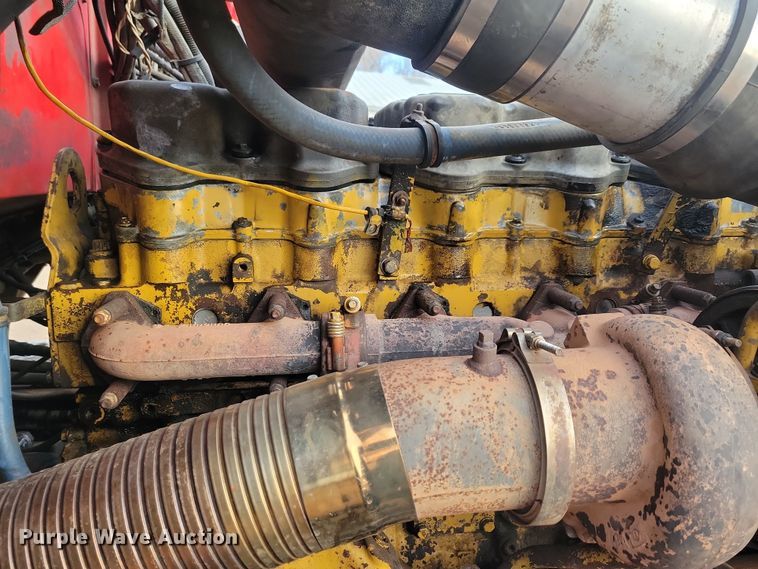 image for item NB9865 2001 Western Star 4964EX semi truck