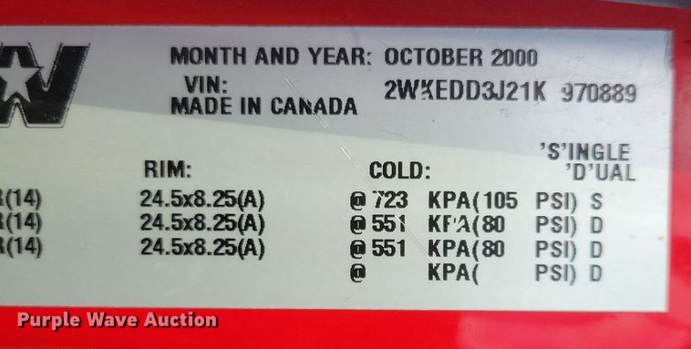 image for item NB9865 2001 Western Star 4964EX semi truck