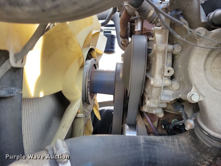 image for item NB9868 2016 Freightliner Cascadia 125 semi truck