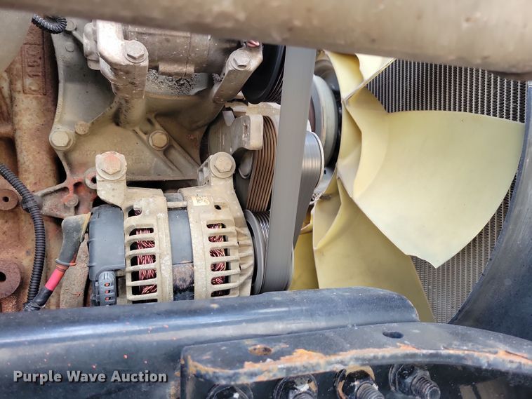 image for item NB9868 2016 Freightliner Cascadia 125 semi truck