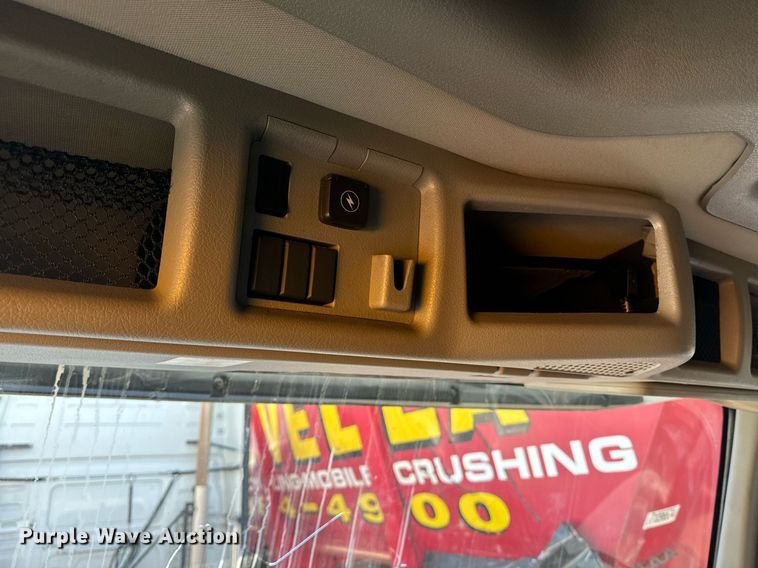 image for item YA0114 2020 Volvo VN semi truck