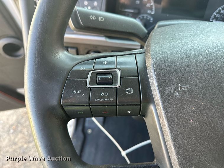 image for item YA0115 2020 Volvo VN semi truck