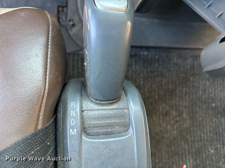 image for item YA0115 2020 Volvo VN semi truck