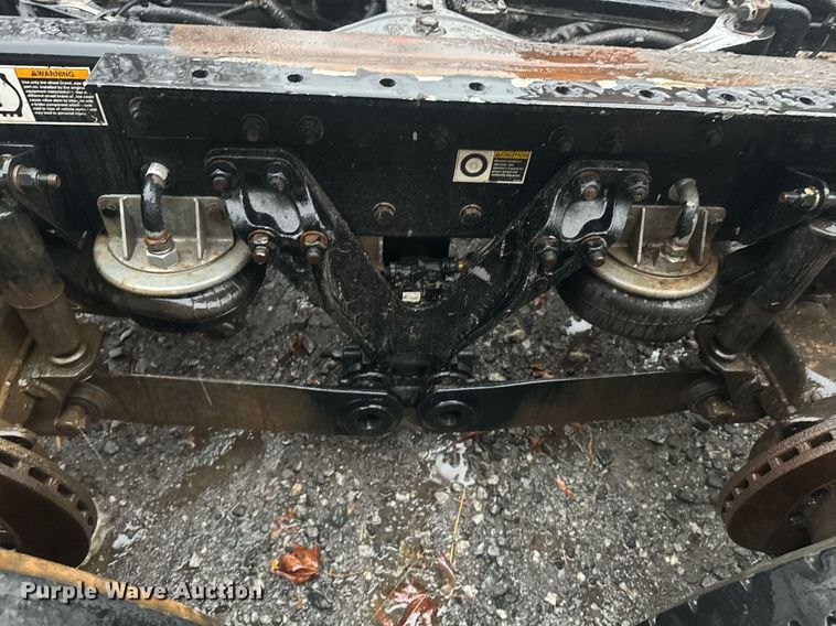 image for item YA0150 2017 Kenworth T880 semi truck