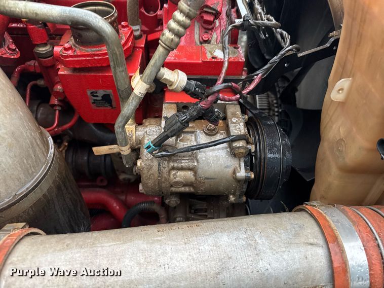 image for item YA0150 2017 Kenworth T880 semi truck