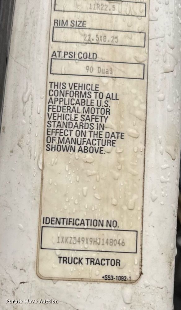 image for item YA0150 2017 Kenworth T880 semi truck