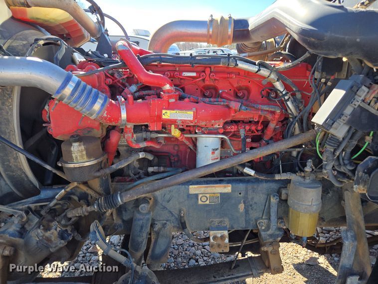 image for item YA0268 2017 Peterbilt 389 semi truck