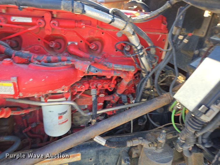 image for item YA0268 2017 Peterbilt 389 semi truck