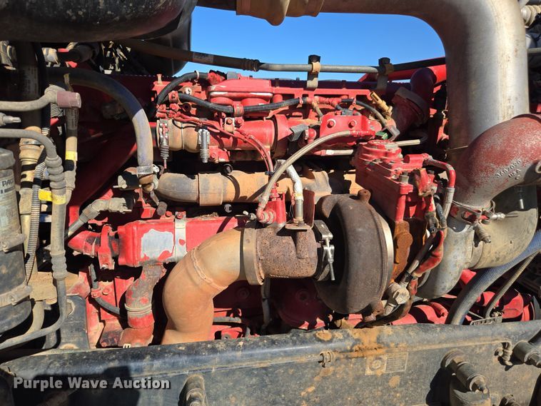 image for item YA0268 2017 Peterbilt 389 semi truck