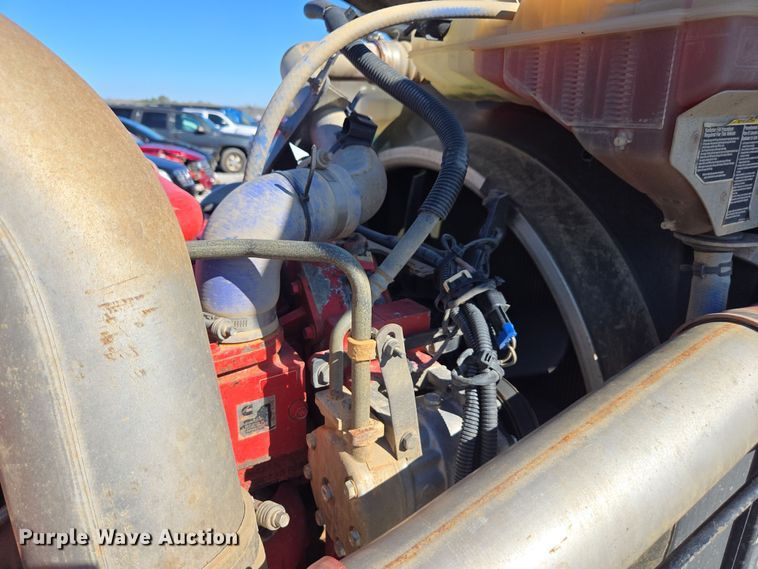 image for item YA0268 2017 Peterbilt 389 semi truck