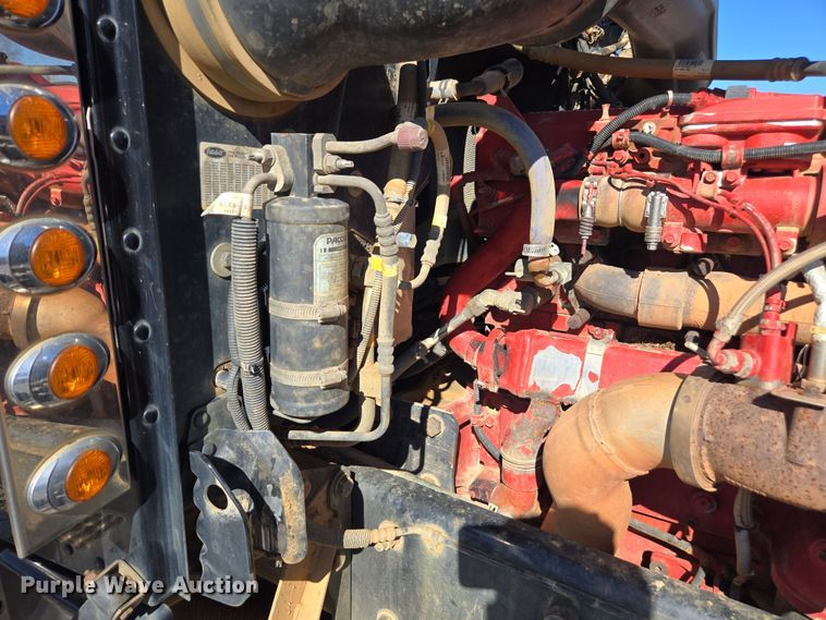 image for item YA0268 2017 Peterbilt 389 semi truck