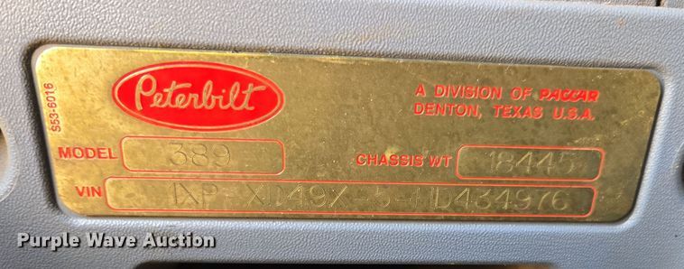 image for item YA0268 2017 Peterbilt 389 semi truck