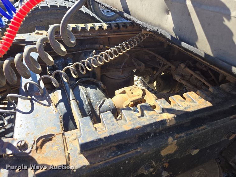 image for item YA0269 2017 Peterbilt 389 semi truck