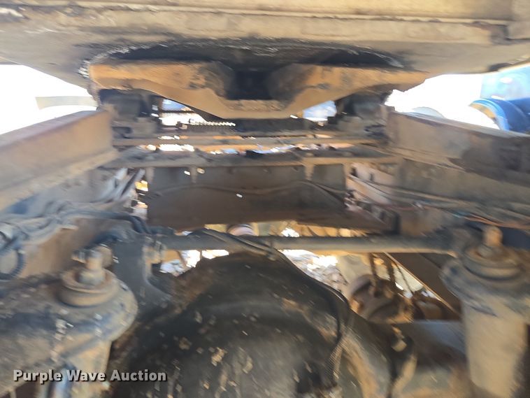 image for item YA0269 2017 Peterbilt 389 semi truck